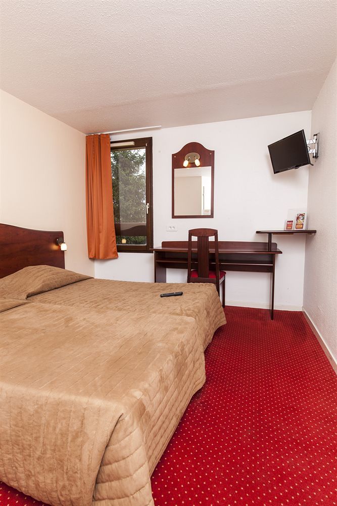 Brit Hotel อาร์ราส ภายนอก รูปภาพ
