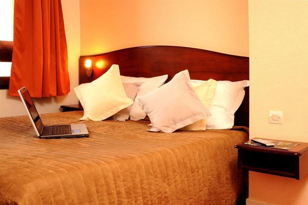 Brit Hotel อาร์ราส ภายนอก รูปภาพ